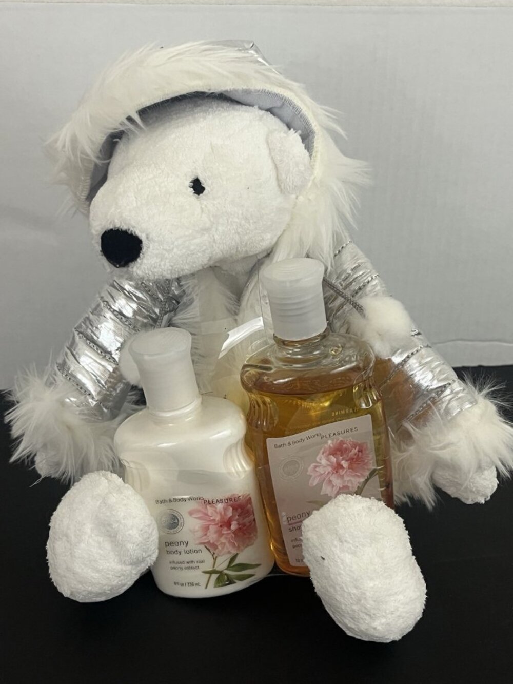 Bath & Body Works Pleasures Peony Body Lotion & Shower Gel Plush Polar Bear Gift